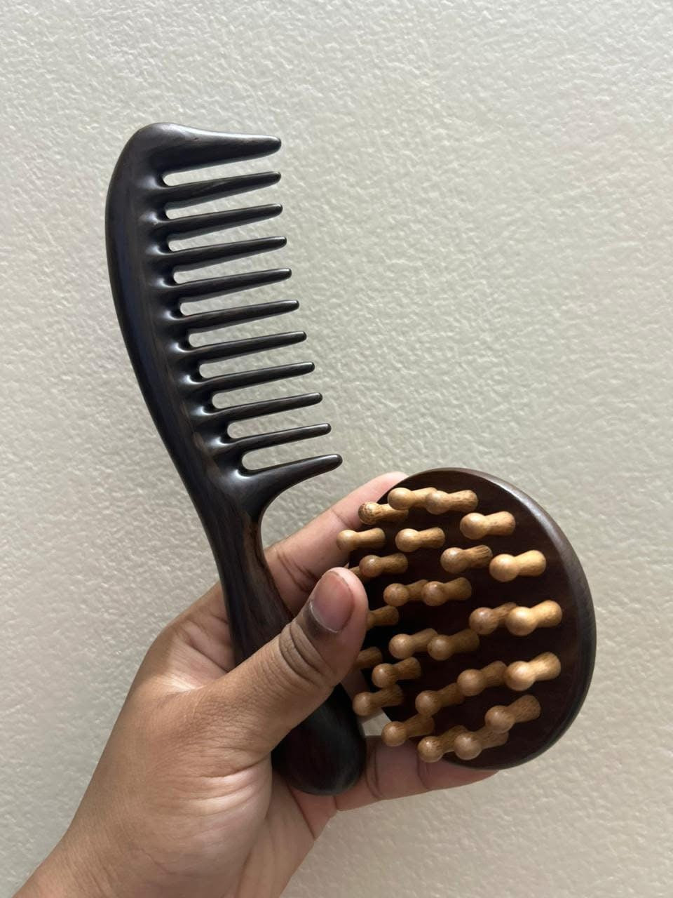 11 teeth Comb and Round Scalp Massager - Combo Package