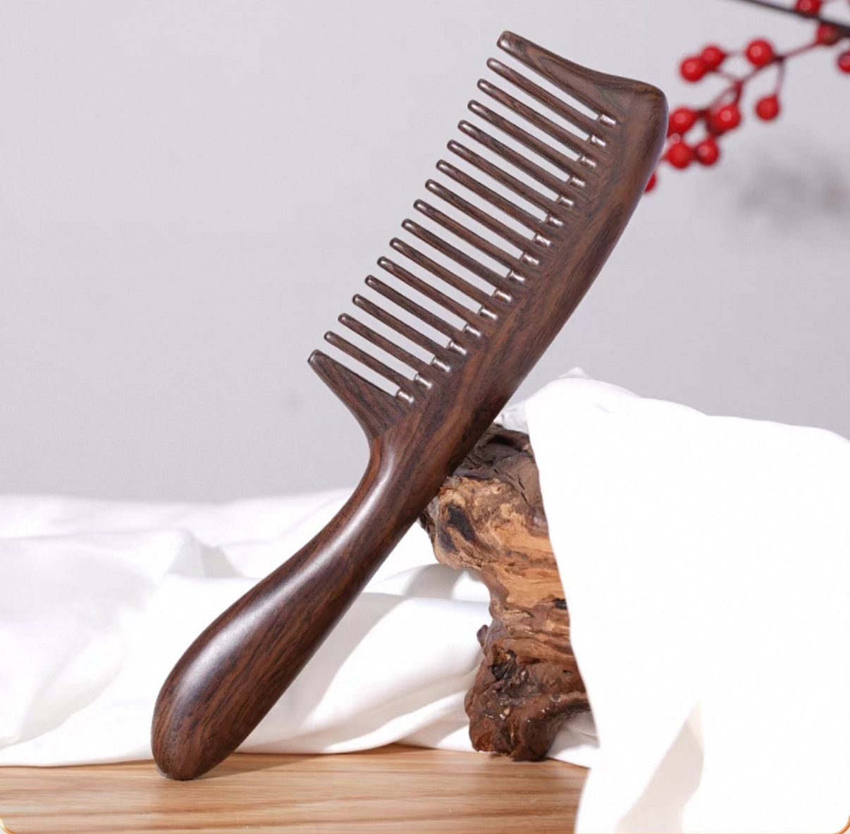 Dark Sandalwood 15 Teeth Comb