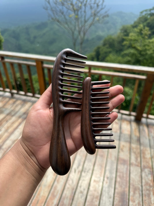 Dark sandalwood 11 teeth comb with travel size pocket comb