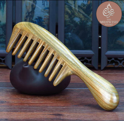10 Teeth Green Sandalwood Comb